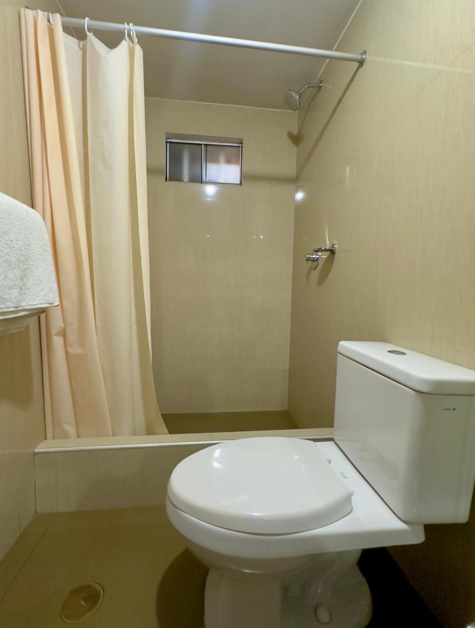 Hotel Palmas Reales Trujillo Bagian luar foto