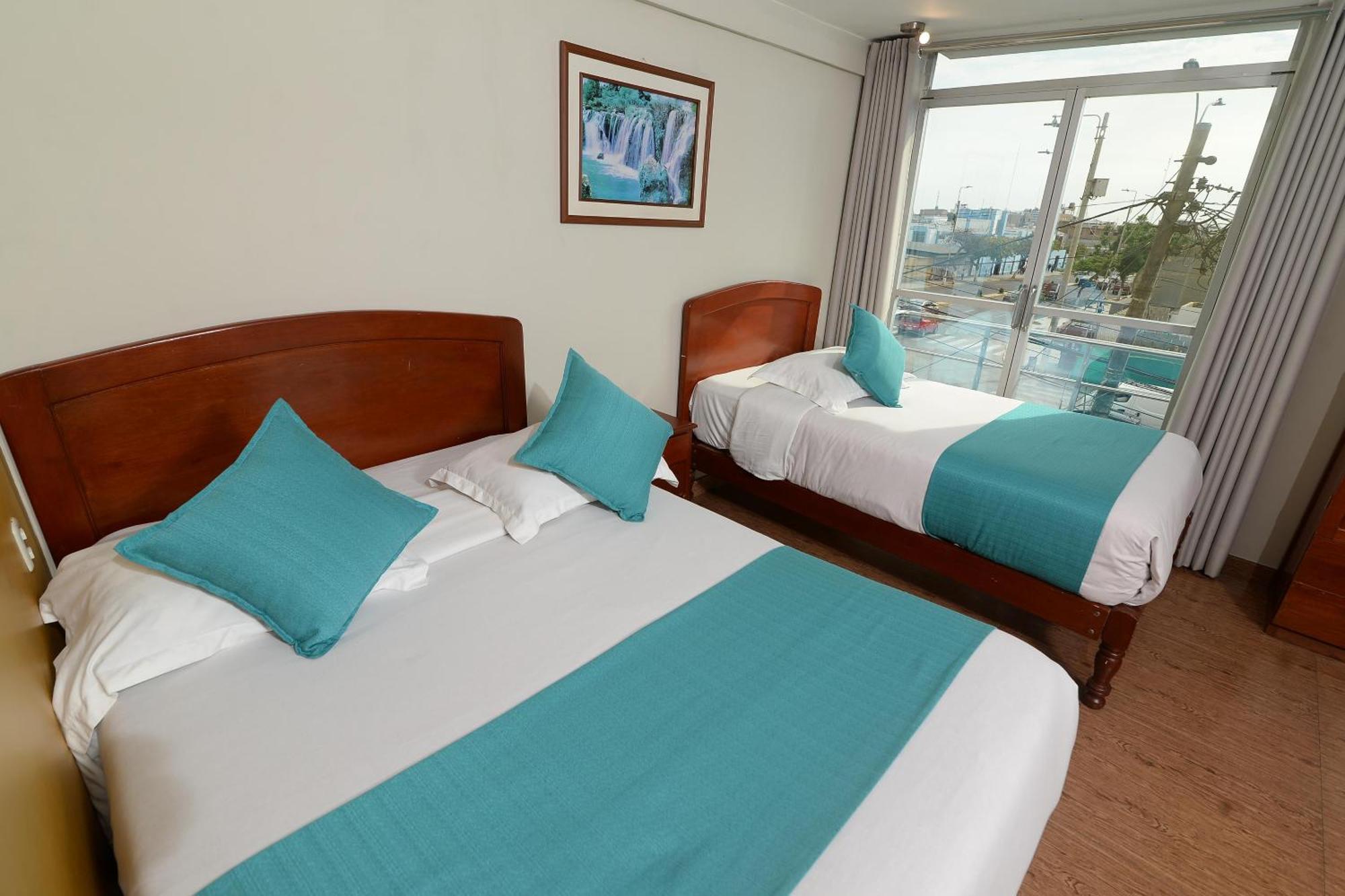 Hotel Palmas Reales Trujillo Bagian luar foto