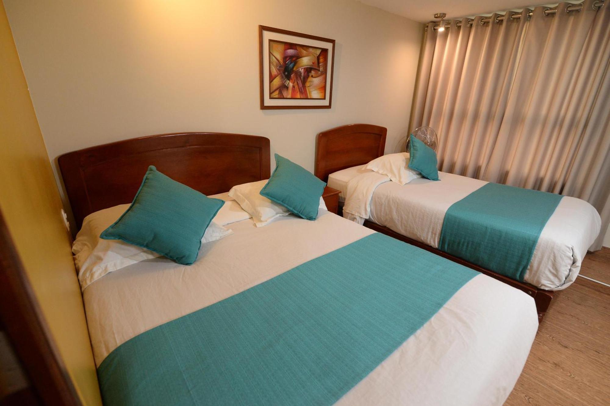 Hotel Palmas Reales Trujillo Bagian luar foto