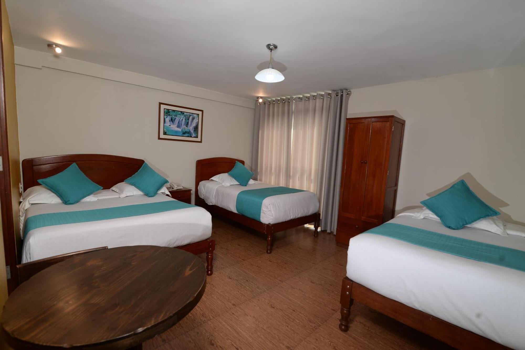 Hotel Palmas Reales Trujillo Bagian luar foto